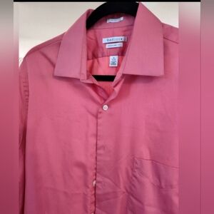 Van Heusen Men's Coral Dress Shirt 16 Long Sleeve 32/ 33 Button Down